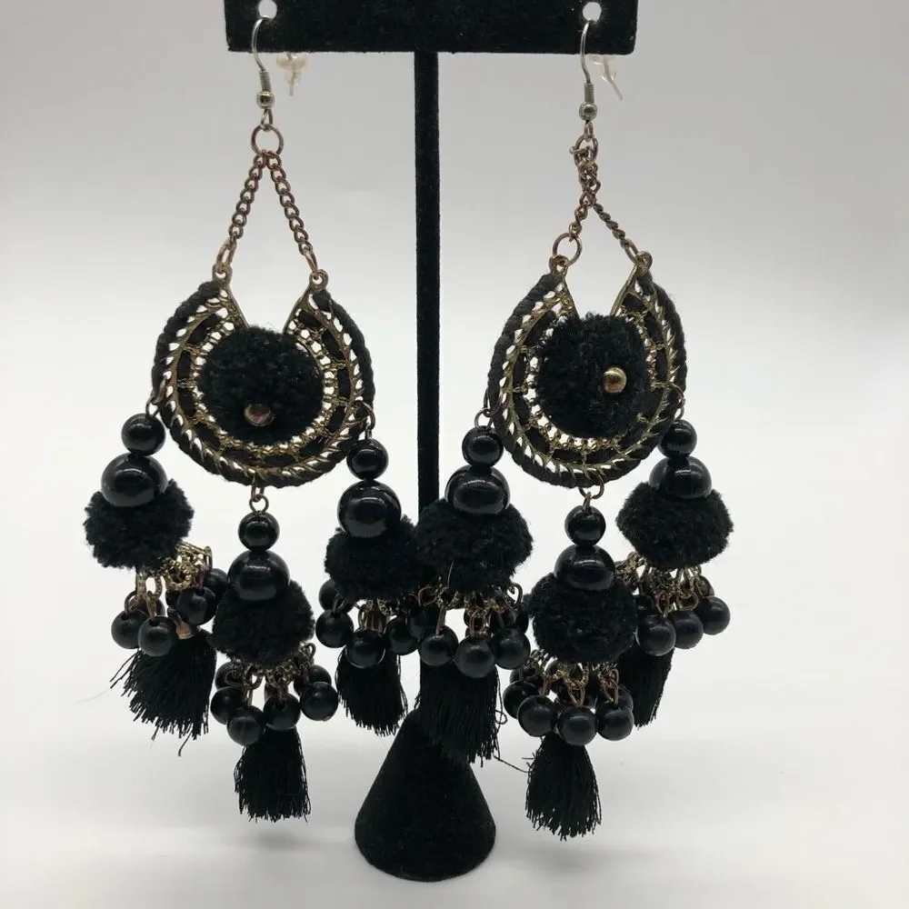 Slate & Willow Mae Sequins Shift Earrings